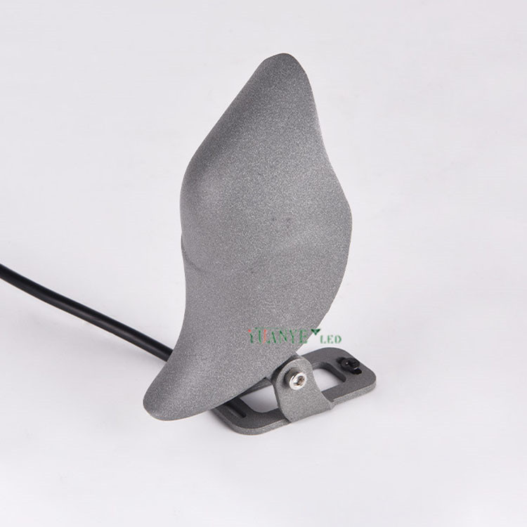 ソーラーフラッドライトサプライヤー5W 6W LEDガーデンライトIP65でパスガーデンを明るくするIP67 IP68ステージライトYY-TG5A 9