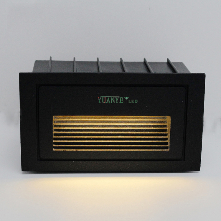 Étape en aluminium Light Outdoor Creative Garden Wall Light Yy-QJL018 1W 3W 5W DMX Éclairage décoratif yuanyeled 8