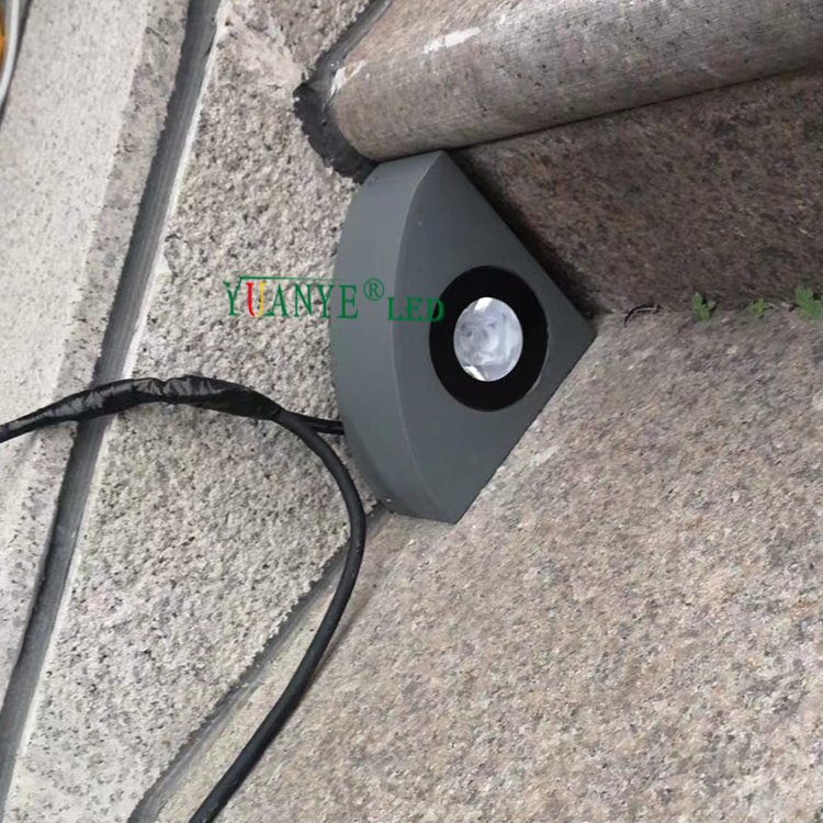 Yuanyeled Modern LED induction rampe LED intégrée montée 3W 6W 9W étapes PWM Éclairage yy-qjt003 12