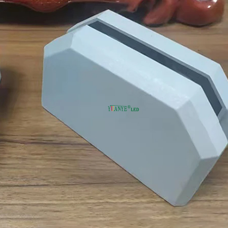 Finestra moderna a LED MODERNO ANTI ATTENATO ANTI RURNO A MARIGLIORE E FITE DECORATIVI PER CORROSION013 2