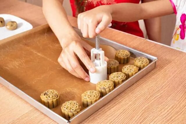 Yuanyeled wishes you happy Mid-Autumn Festival 6