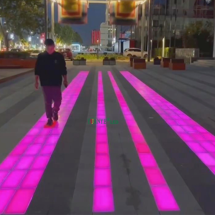 Case de lumière en briques enrichie à LED Yuanyeled | Projet 2