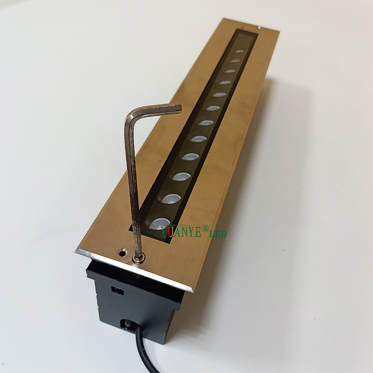 LED LED LED ÉCLAIRES ÉCLAIRES LALLAGE RVB RGBW DMX512 Lampadaires en plein air RGB RGBW PAVAGE LEIL YY-DML6 8