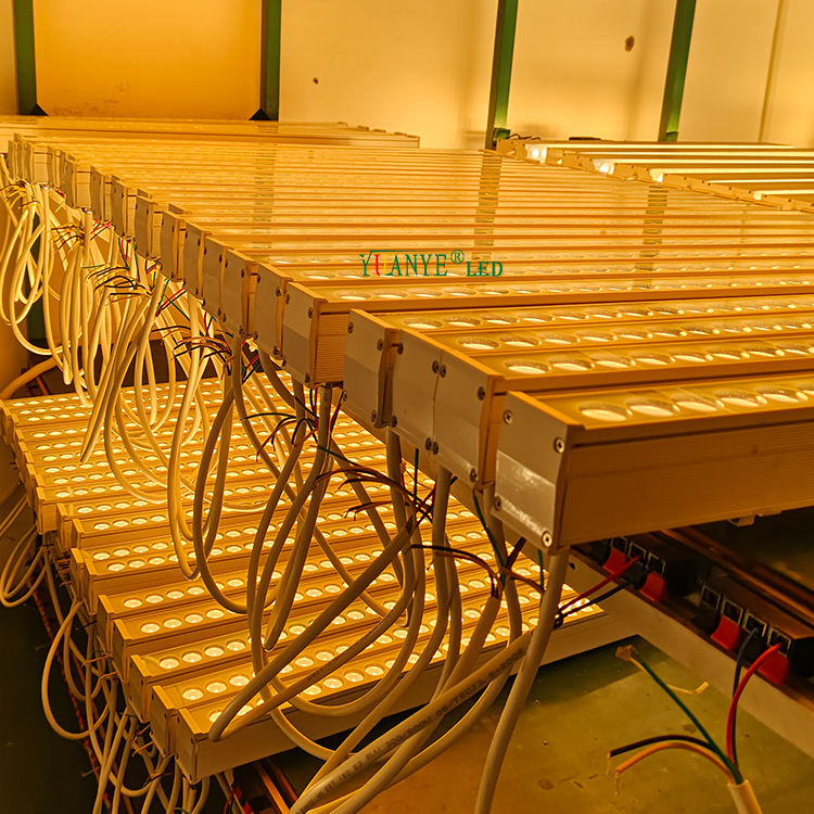 Dos lados RGB RGBW Luces de lavadora de pared exterior El hotel engrosable el soporte de alta calidad con control RF YY-XQ40104 8