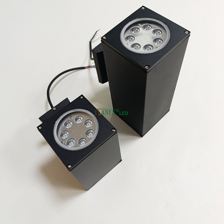 Capteur de mouvement intelligent de lumière murale moderne et personnalisée pour le montant mural Aluminium Dimmable YY-BDS007-T 8