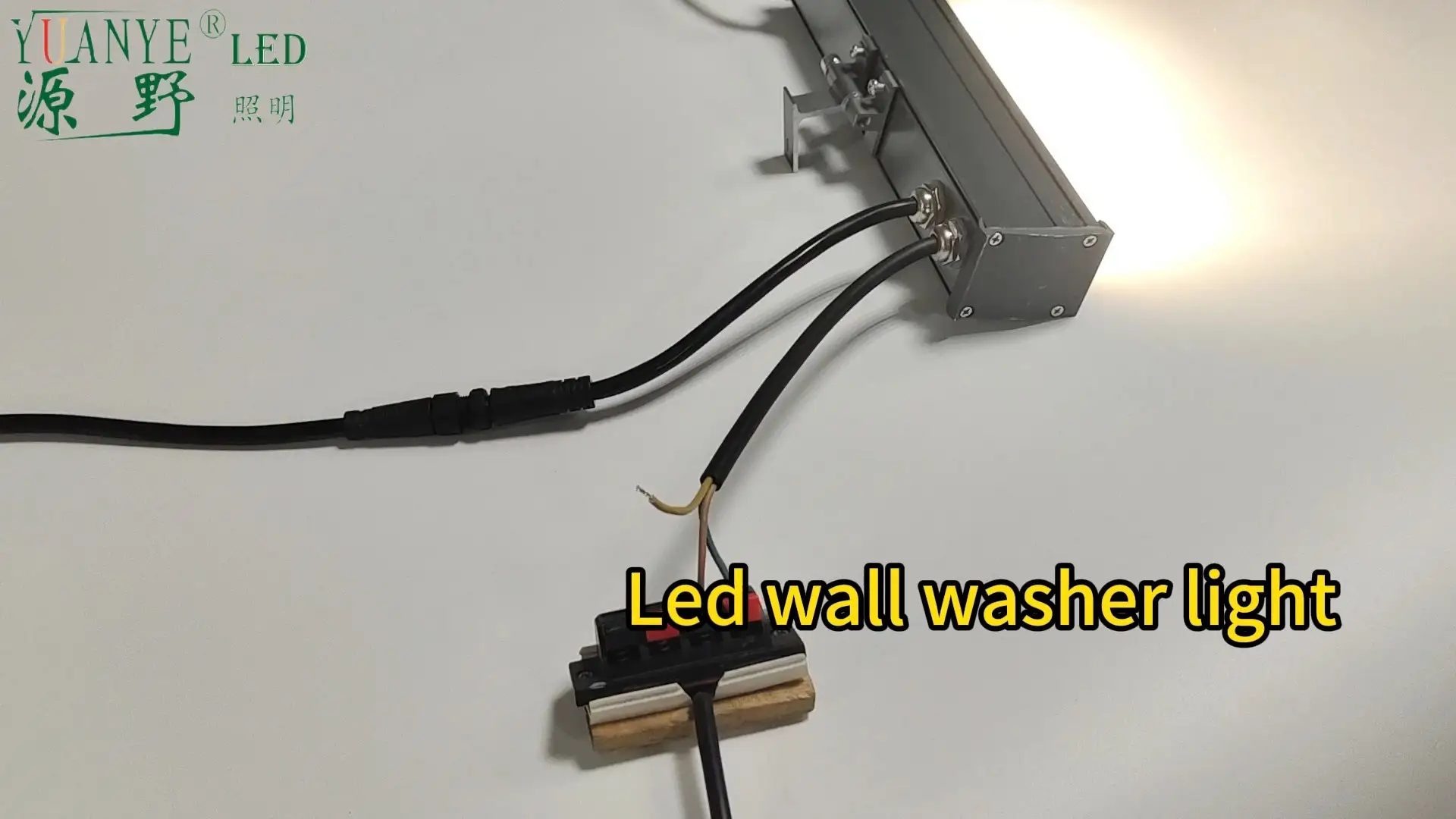 Yuanyeled - Wall Washer Light 36W Kabel Doublet Eksterior Bangunan Pencahayaan LED Pixel Strip Bar DMX RGB RGBW YY -XQ4057 1