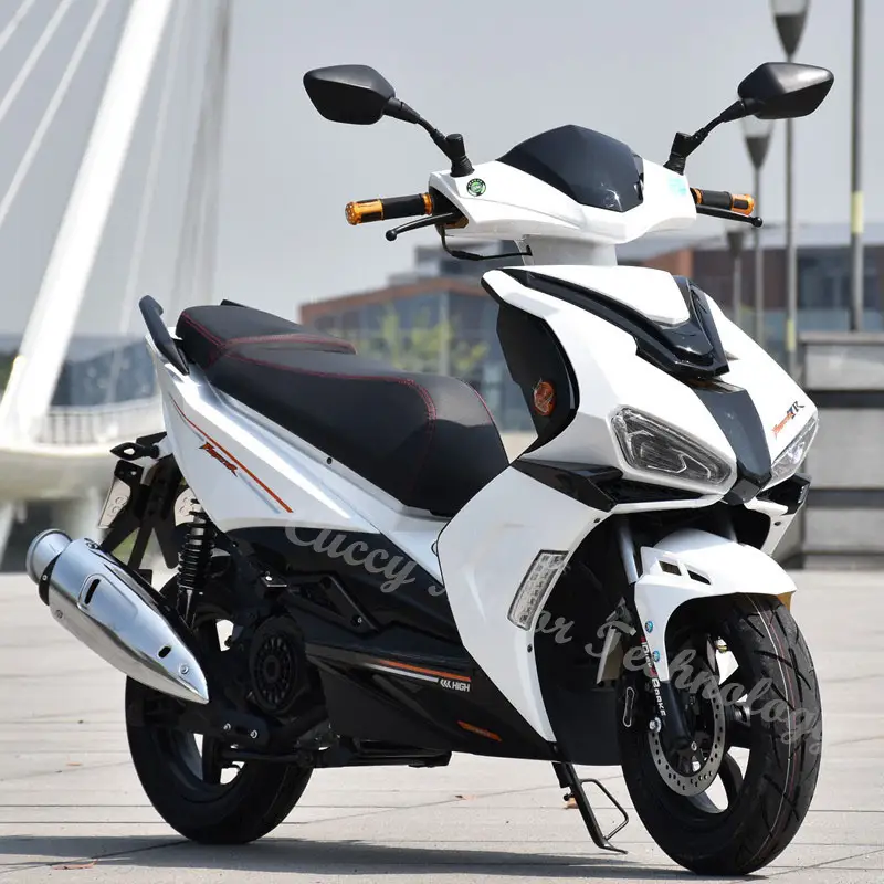 Classic 150cc Itlian Motor Moto Gas Scooter avec Big Tire 1