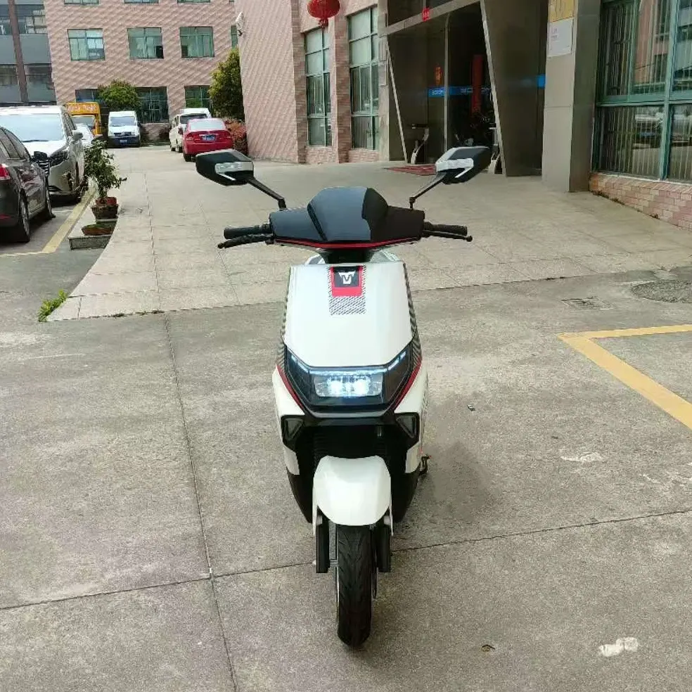 125cc Scooters by Cuccy Motor 4
