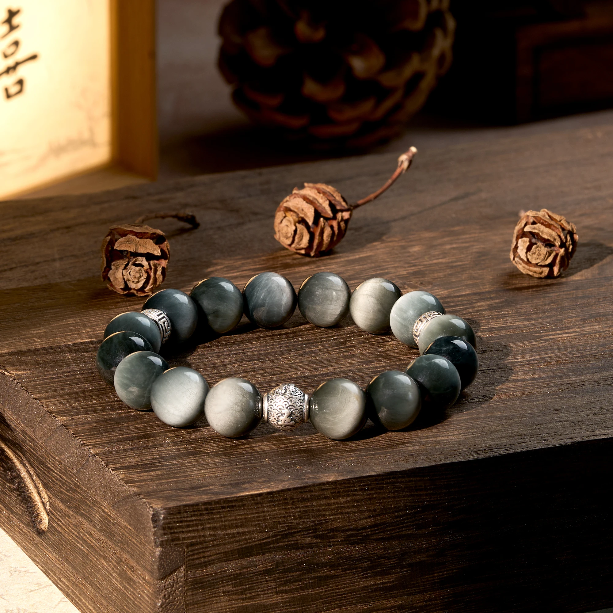 Hawk's Eye Six-Character Mantra Tibetan Armband Deerwhisper Ysa250304 1