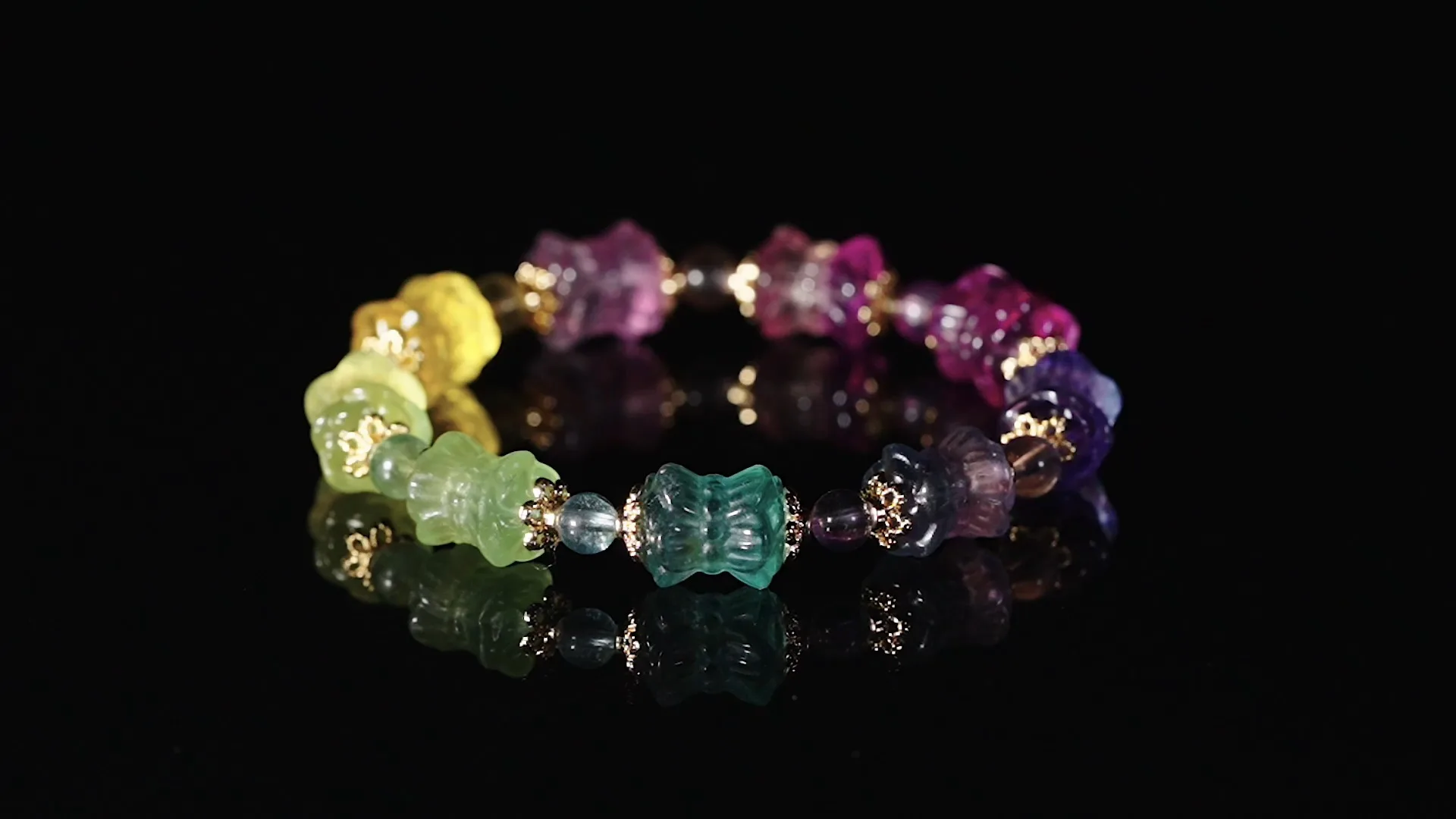 Deerwhisper Colorful Florite intagliato Bracciale a piastra d'oro SJA250714 1