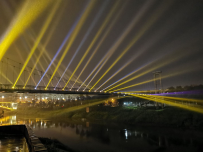 Fabricante de produção em massa de luzes de palco com cabeçote móvel personalizado | Yellow River 8