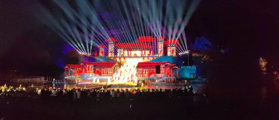 The Yellow River Lights Illuminate the Ancient Charm of JiuCheng Palace | Yellow River 4