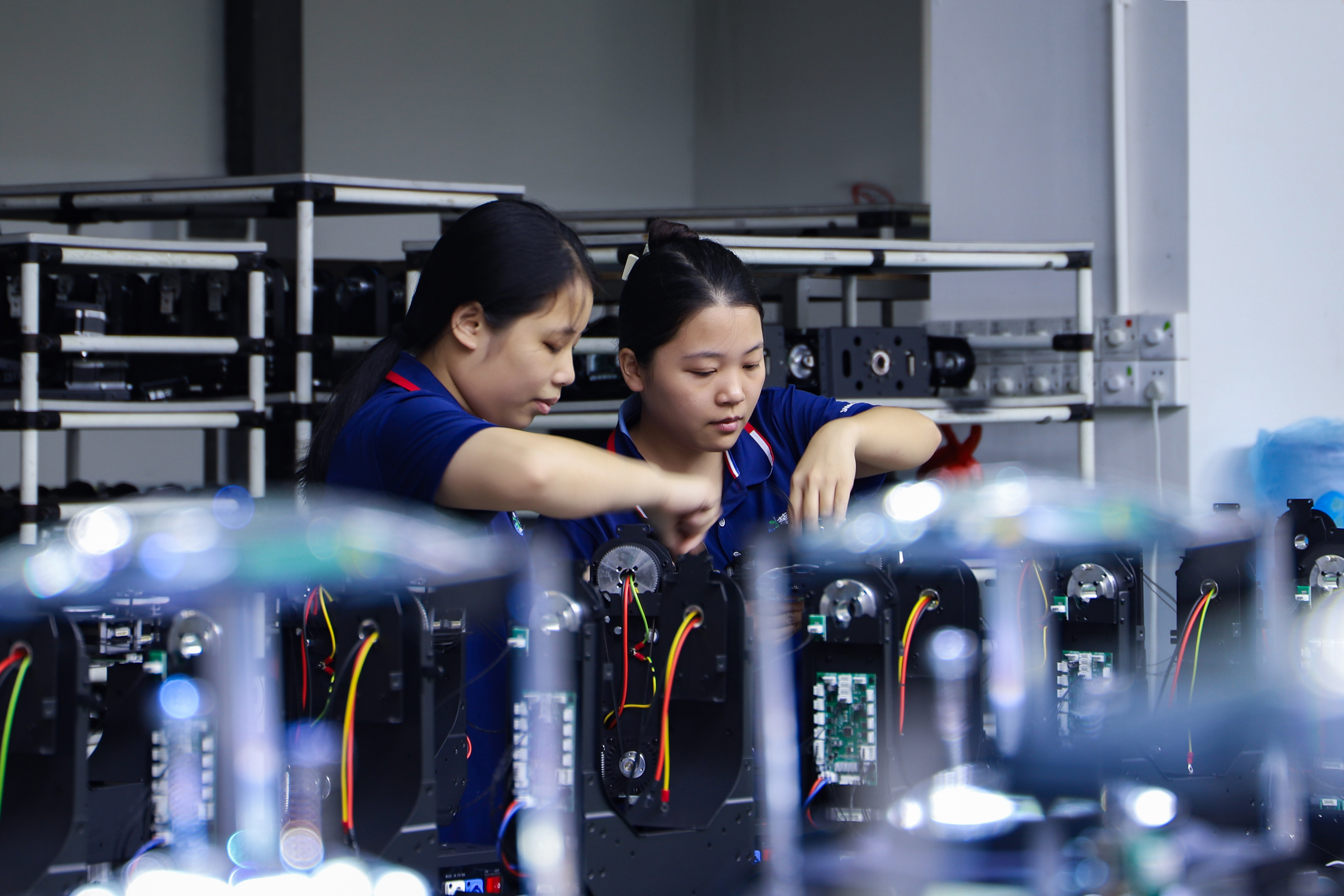 Yellow River Lighting won the first place in the photography competition held by Zhaoqing Federation of Trade Unions 1