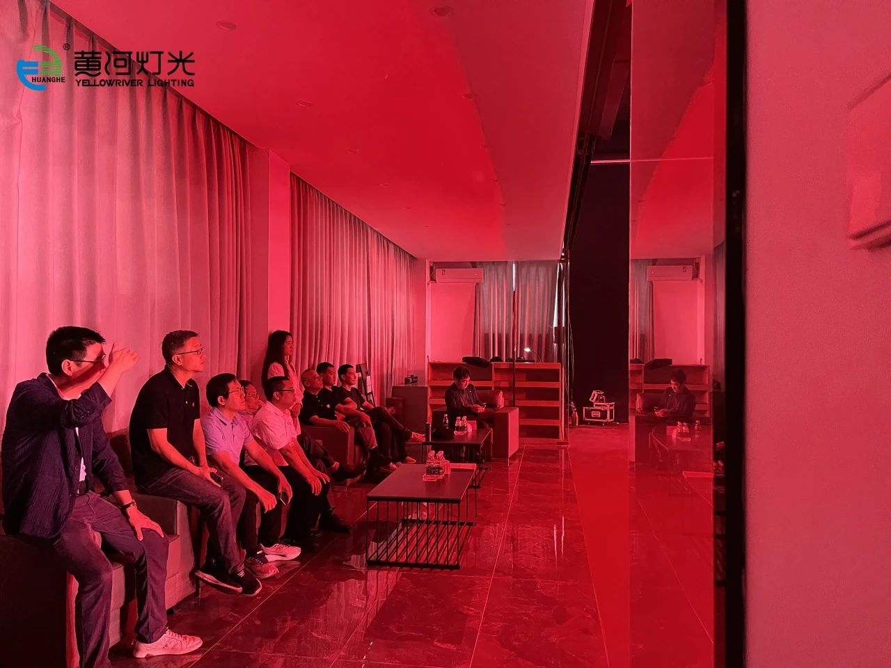 イエローリバー照明は、業界の進歩のための専門家のガイダンスを歓迎します|黄河 4
