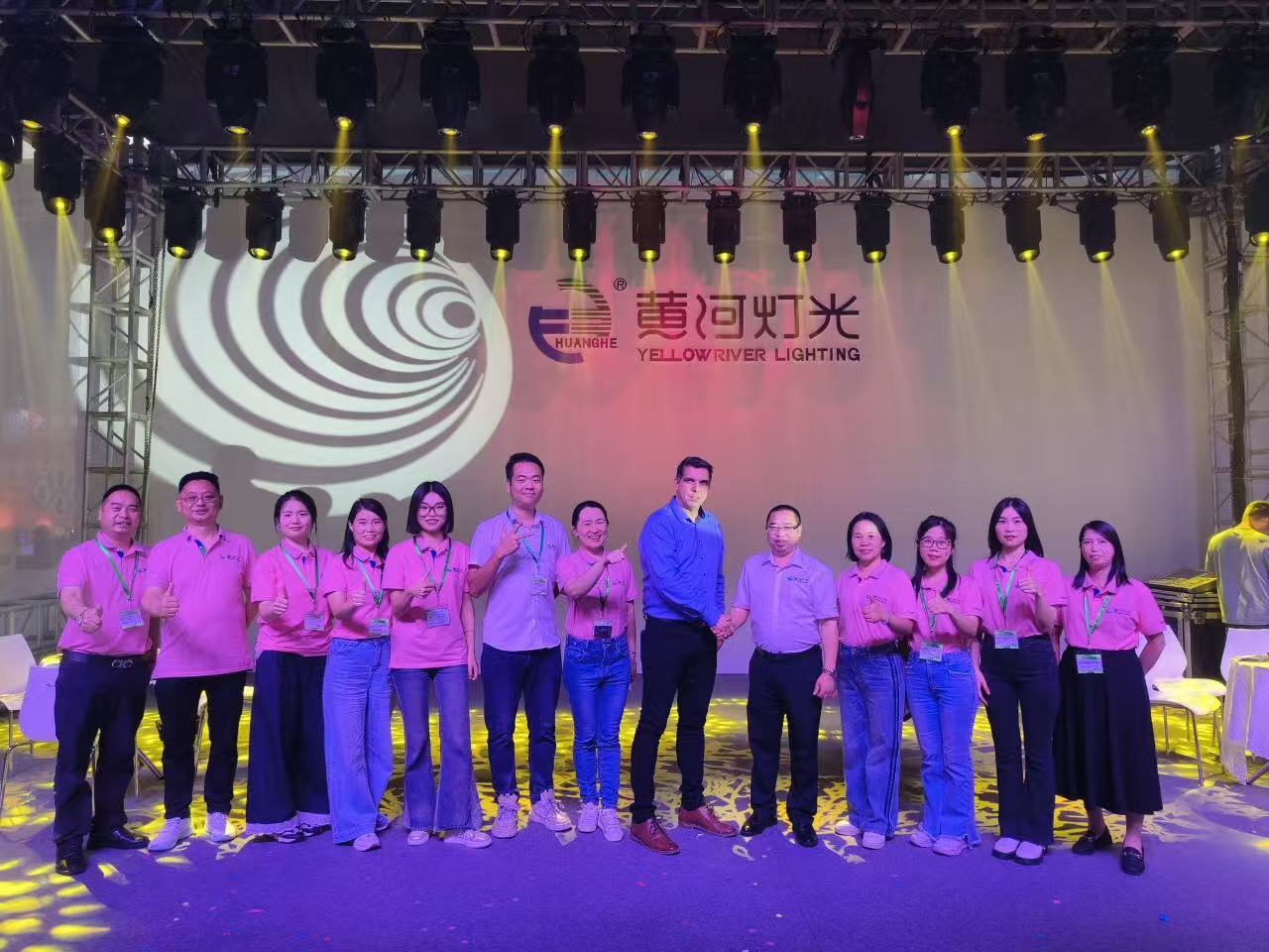 येलरिवर लाइटिंग गुआंगज़ौ प्रो लाइट+ साउंड में भाग लेती है, जो गुणवत्ता और नवाचार के माध्यम से दुनिया के साथ संलग्न है 10