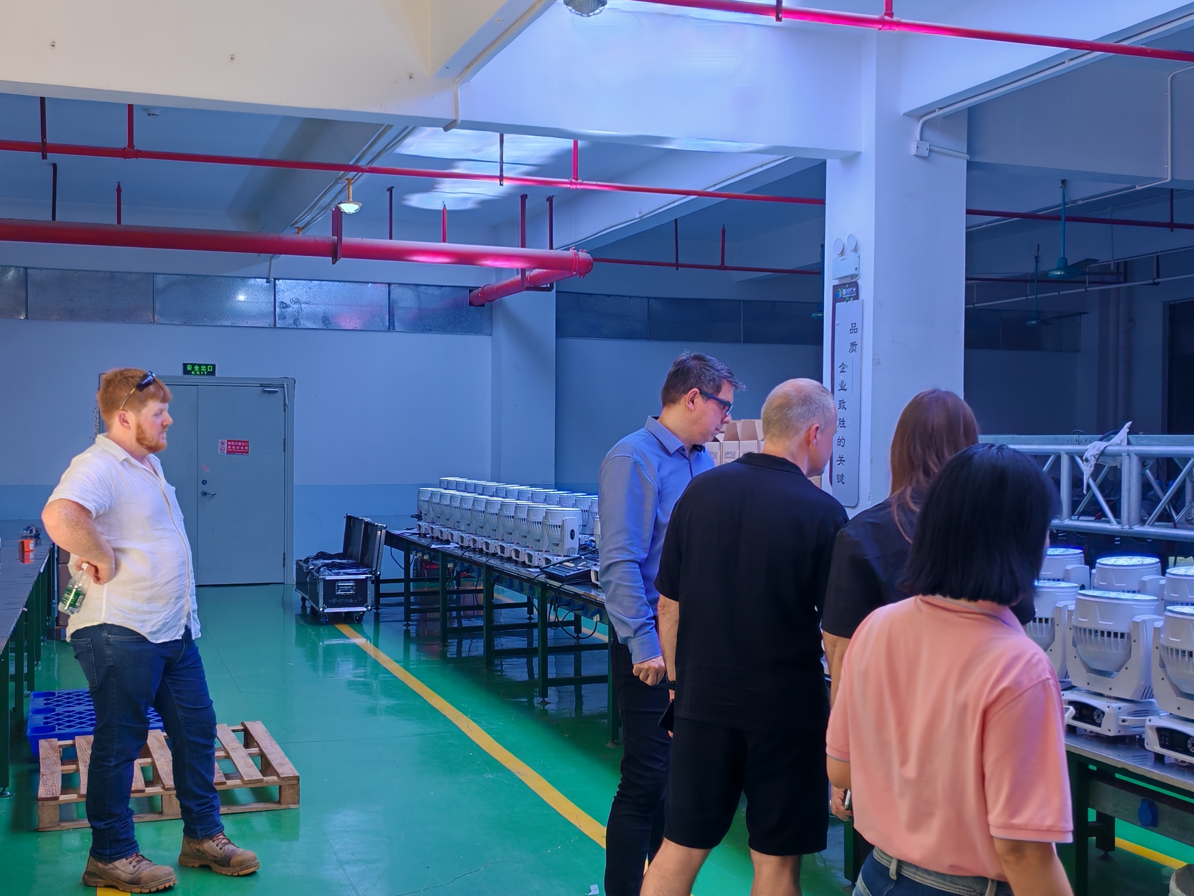 येलरिवर लाइटिंग गुआंगज़ौ प्रो लाइट+ साउंड में भाग लेती है, जो गुणवत्ता और नवाचार के माध्यम से दुनिया के साथ संलग्न है 13