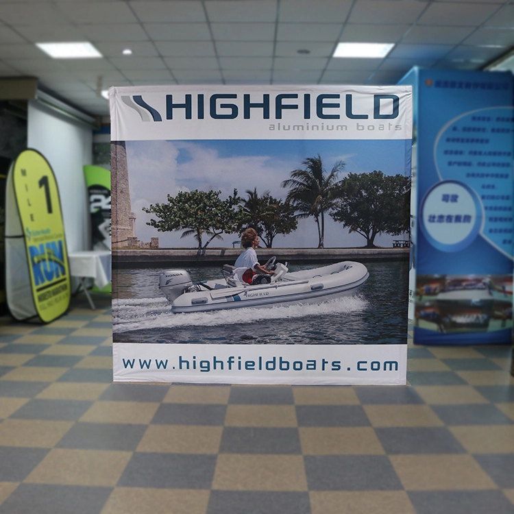 Benutzerdefinierte tragbare Pop -up -Banner -Ständer für die Messe 1
