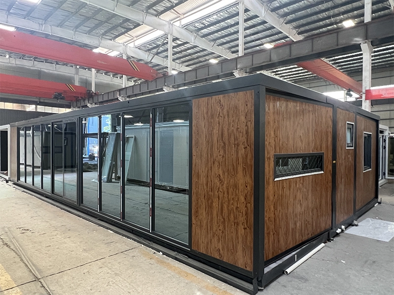 Polaris|40FT Durable Expandable Container Home for Use in Mountain Resorts, Lakeside Cabins, or Remote Countryside Stays 1