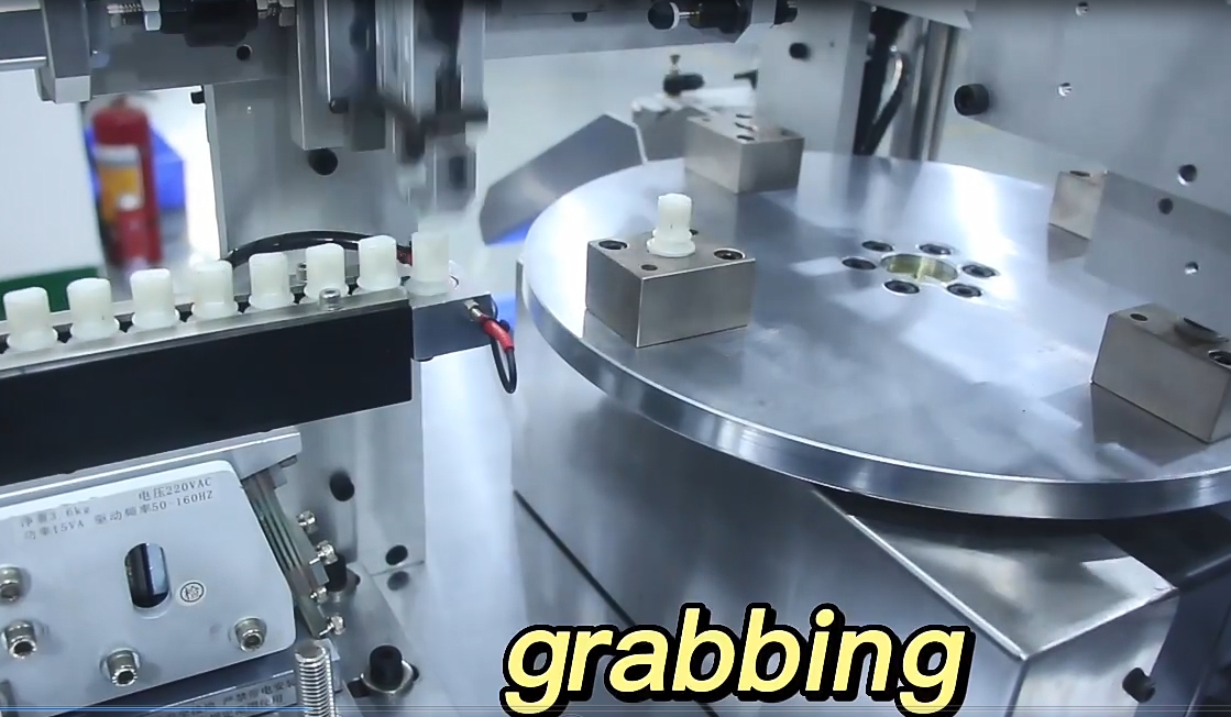 Fabricant de machines d'assemblage de joints toriques sur mesure | Xingke 8