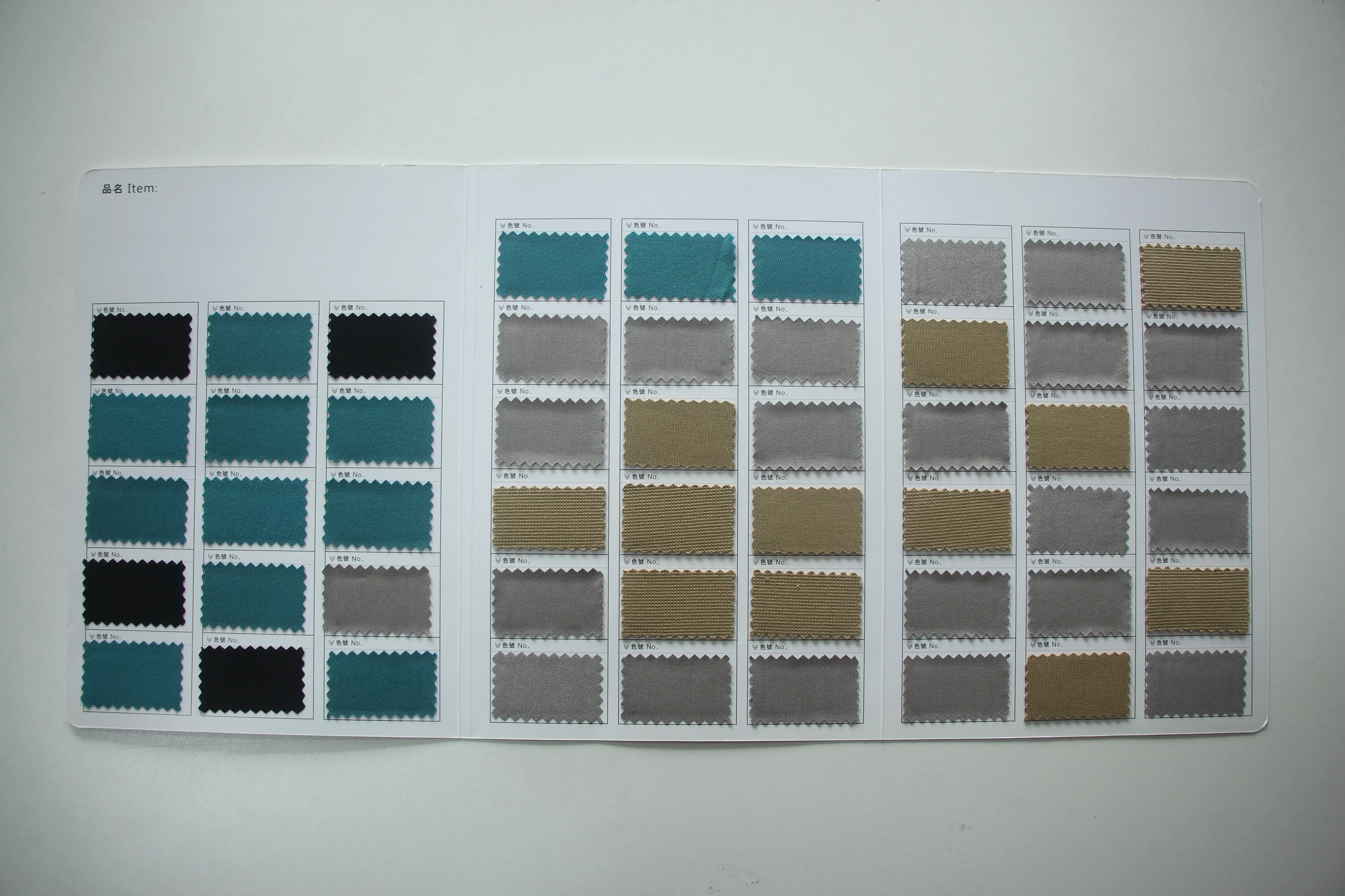 Color Card Gluing Machine - Semi-Automatic Operation & Customizable Design 3