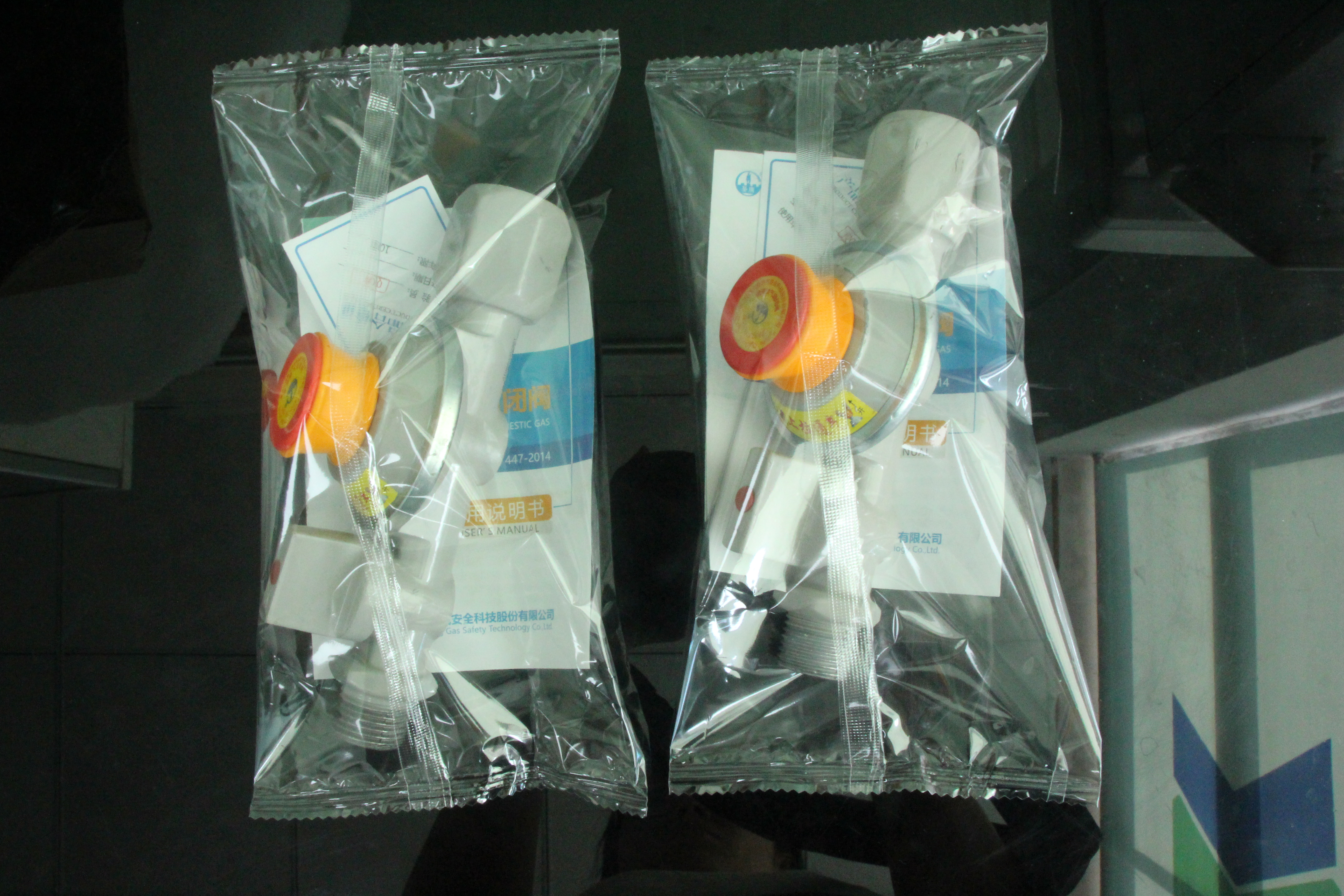 XK-W350 (Pillow packaging machine) Professional instruction packing machine manufacturers 4