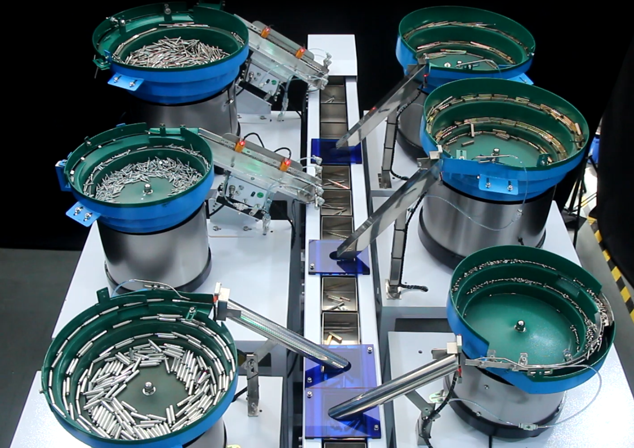 6 Items Furniture Fasteners Bolts Screws Washers Automatic Packaging Machine 6