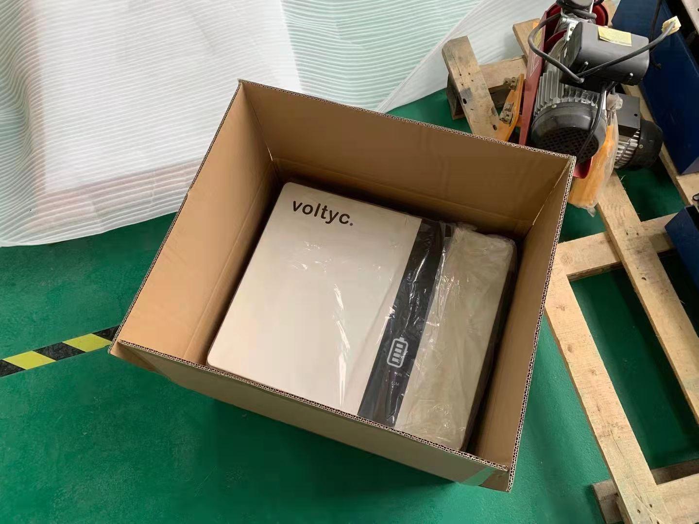 Enerlution 、 Hybess - Batería de litio de estantería de potencia de montaje en la pared para batería de almacenamiento solar Paquete de 100h 100h sin grupo 21