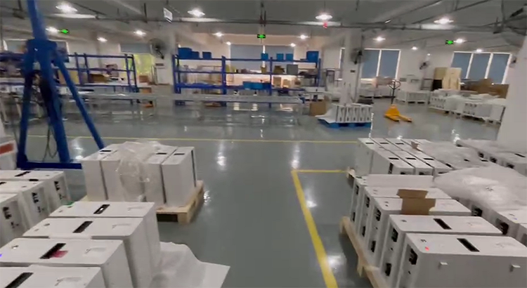 Enerlution 、 Hybess - Mylion Safest Mini UPS 22VDC 288WH Litio de litio Portable respaldo en línea UPS para una caja domiciliaria inteligente al aire libre Sistema de almacenamiento de energía en el hogar 21