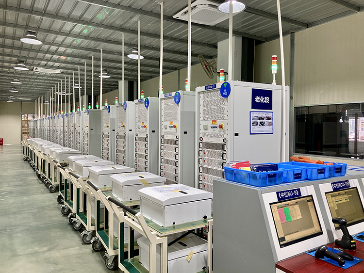 Enerlution 、 Hybess - نظام شمسي عالي الكفاءة LifePo4 Lithium بطارية عالية الجهد 20 كيلوواط 25 كيلوواط الطاقة الشمسية تخزين البطارية حلول تخزين الطاقة المنزلية 30