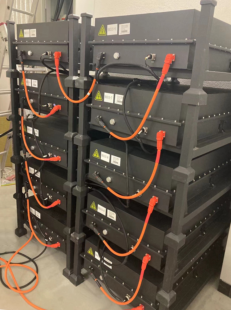 Enerlution 、 Hybess - انخفاض سعر جاهز لشحن ليثيوم ليثيوم أيون قابلة لإعادة الشحن 18