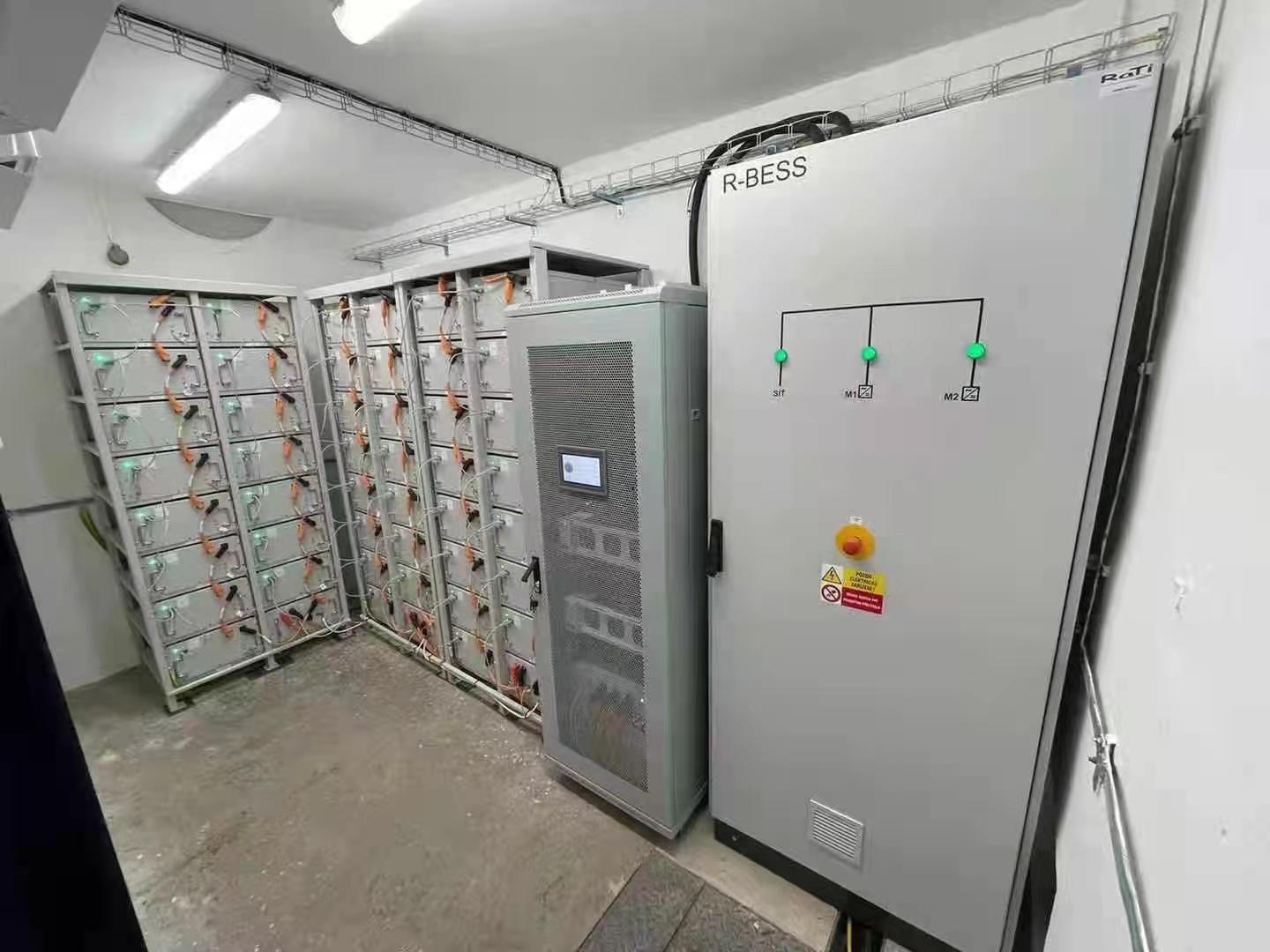 Enerlution 、 Hybess - 100kw Solar Generation 200kwh whay نظام تخزين طاقة بطارية لتخزين البطارية على نطاق واسع لا يتجاوز عددها. 20