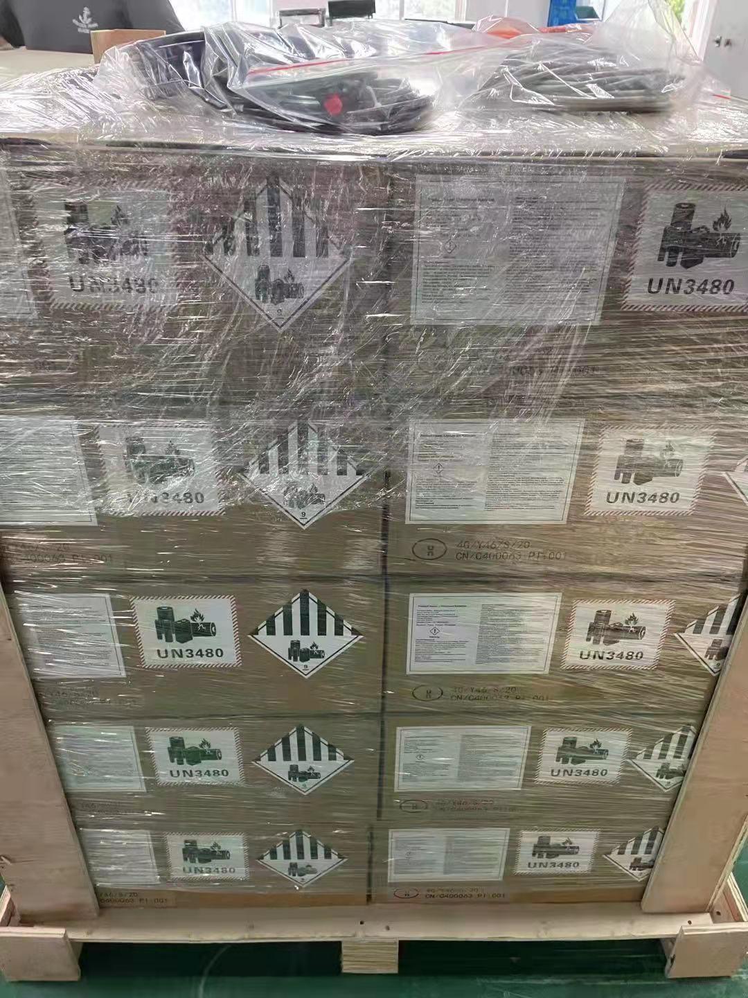 Enerlution 、 Hybess - Eyacht Factory Lithium Ion Batteries 12V 24V 100AH ​​Power Backup LifePo4 Home Energy Storage Battery Phosphat 15