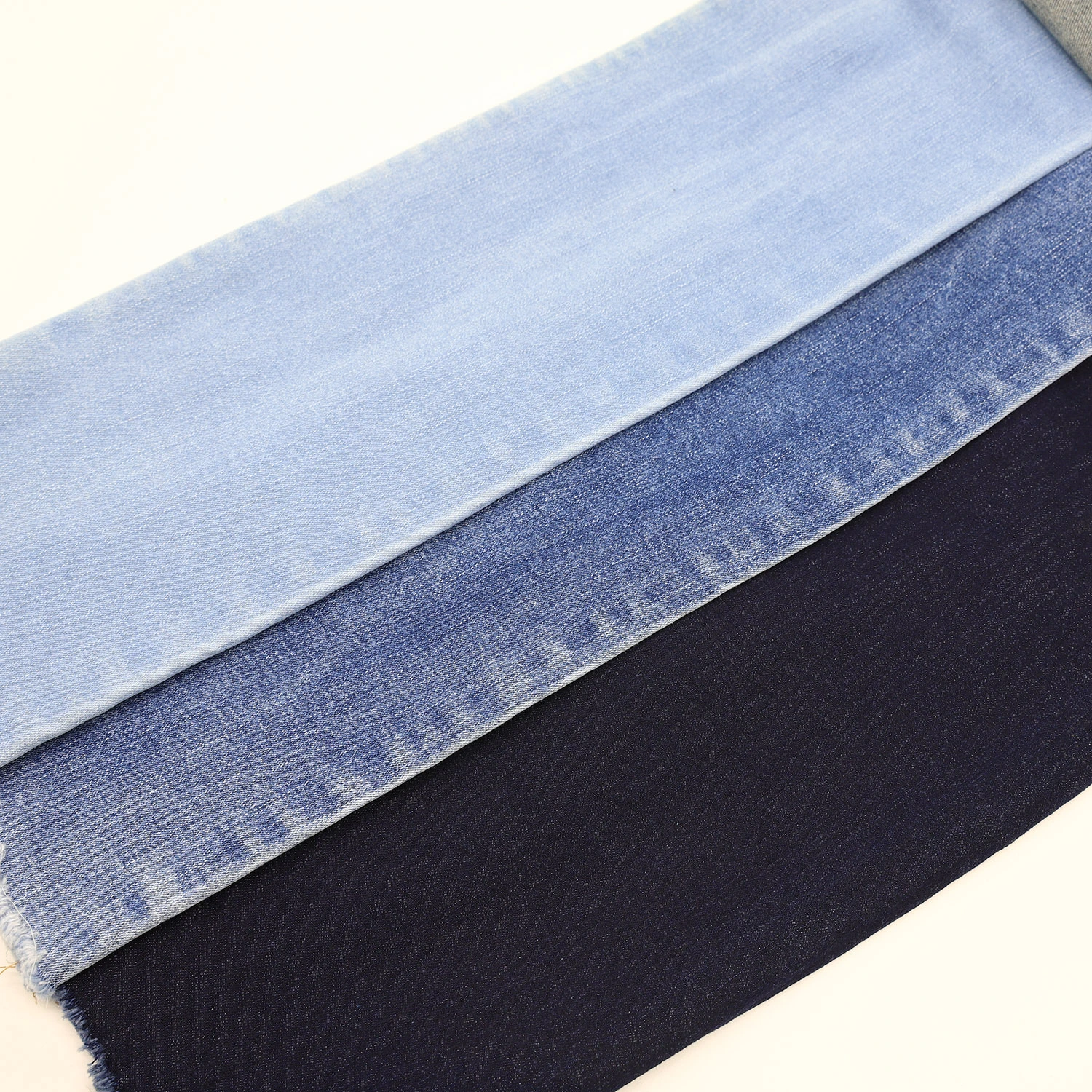 216A-3  8.18OZ stretch slub denim fabric with 68%Cotton  30%Poly 2%Spandex 4