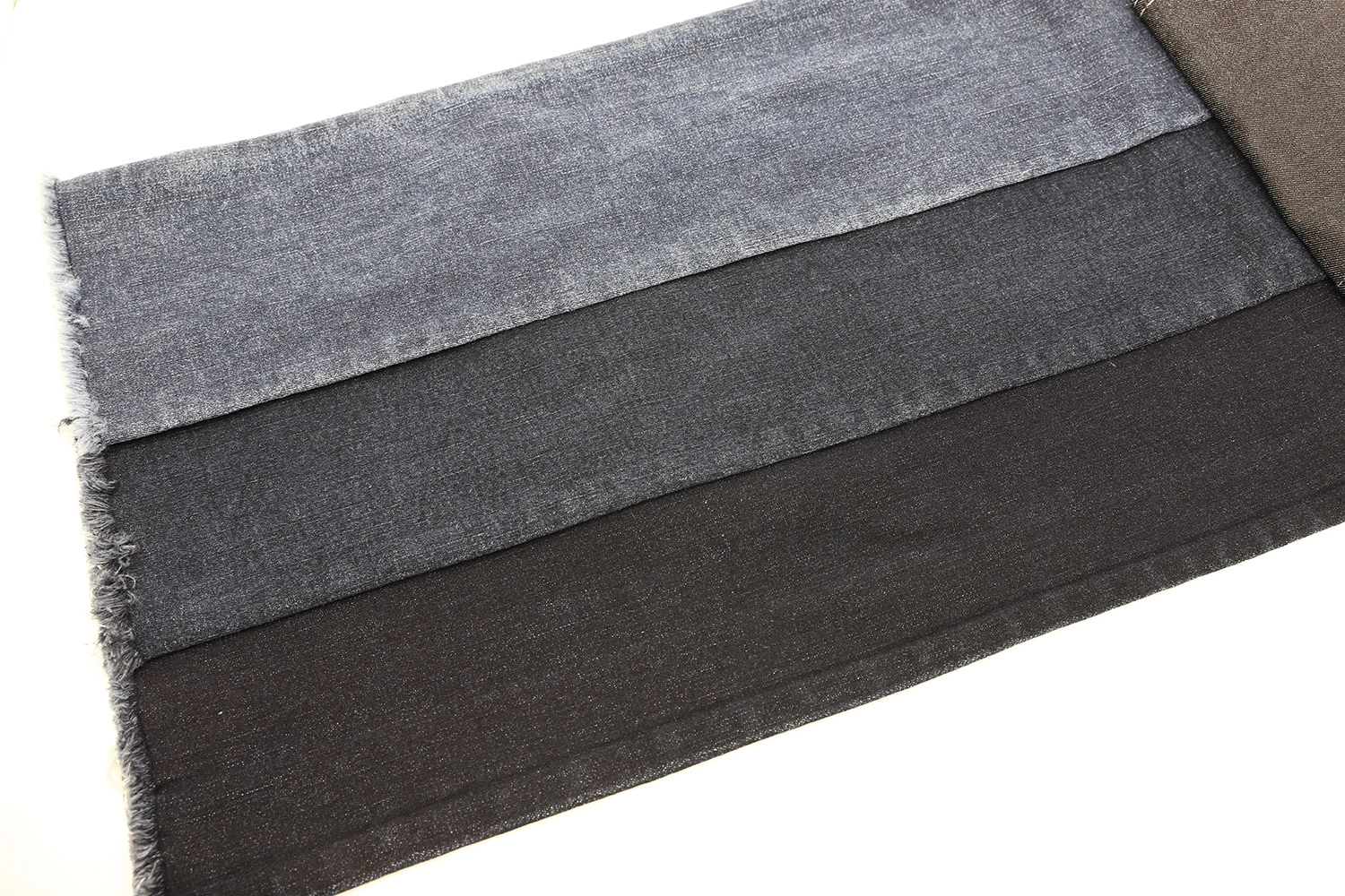 216B-3B   stretch slub denim fabric with  68%Cotton 30%Poly 2%Spandex 11