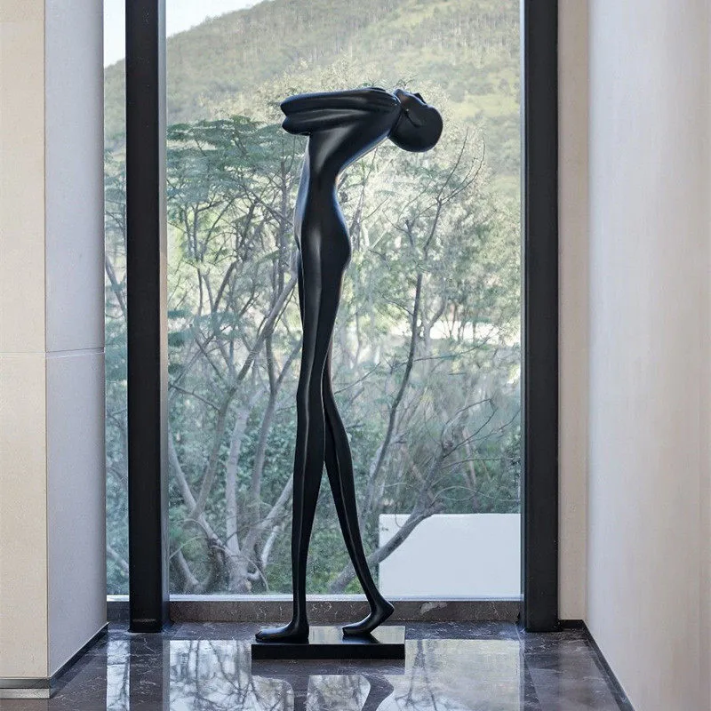 Sculpture abstraite moderne représentant une figure humaine tendant la main, statue d'art à poser au sol pour la décoration de la maison et de l'hôtel 1