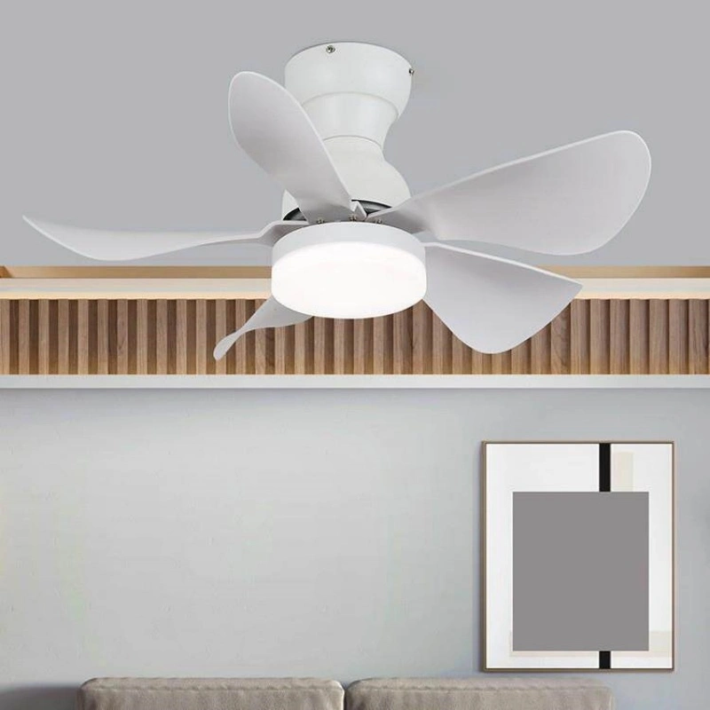 Ventilador de techo empotrado de 5 aspas con luz - Perfil bajo, funcionamiento silencioso, luz LED para dormitorios pequeños, salas de estar y hogares modernos. 1