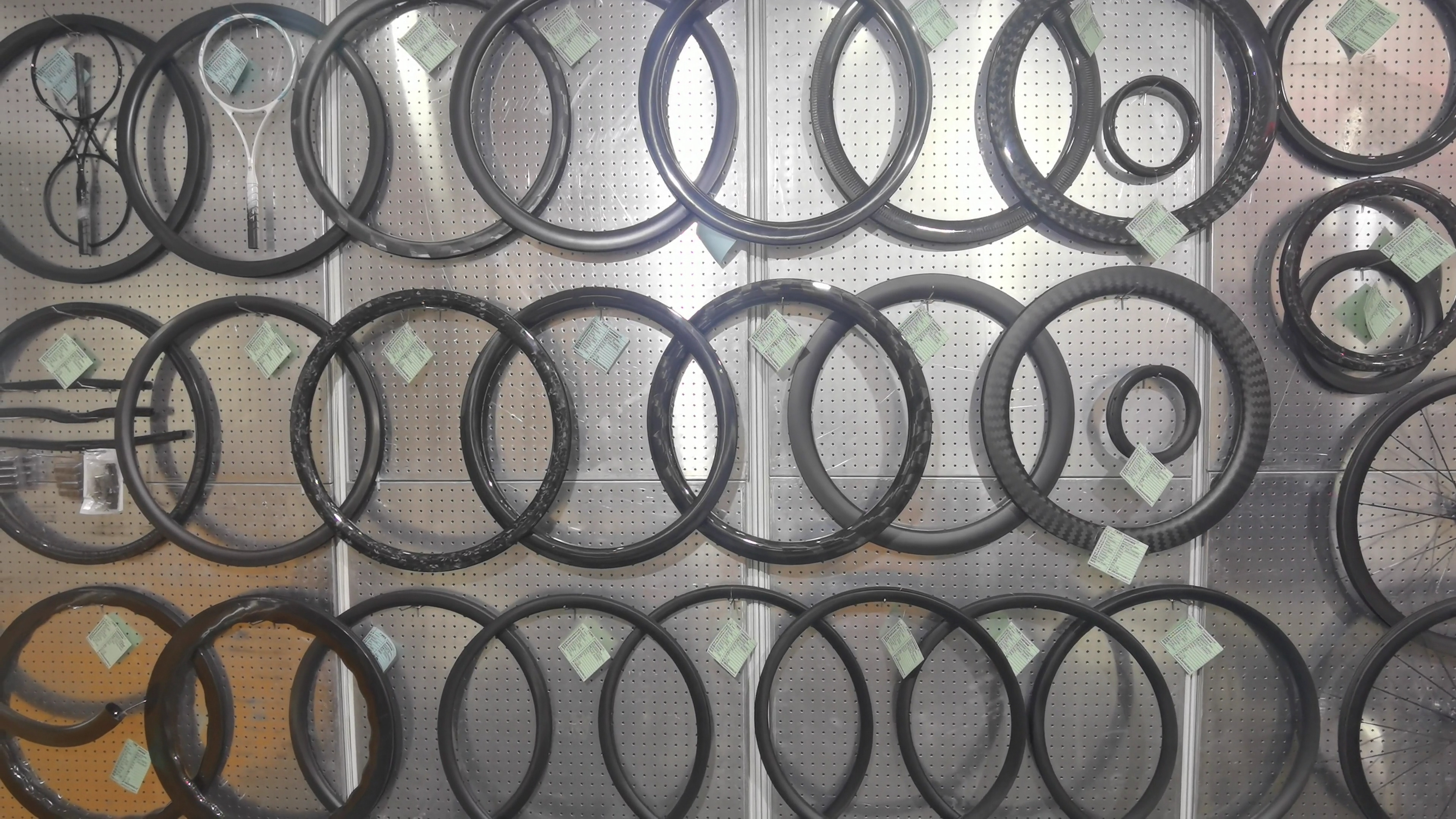 GO-ZONE カーボンホイール 中国 700c 超軽量 1135g カーボンスポークホイール ディスクブレーキ