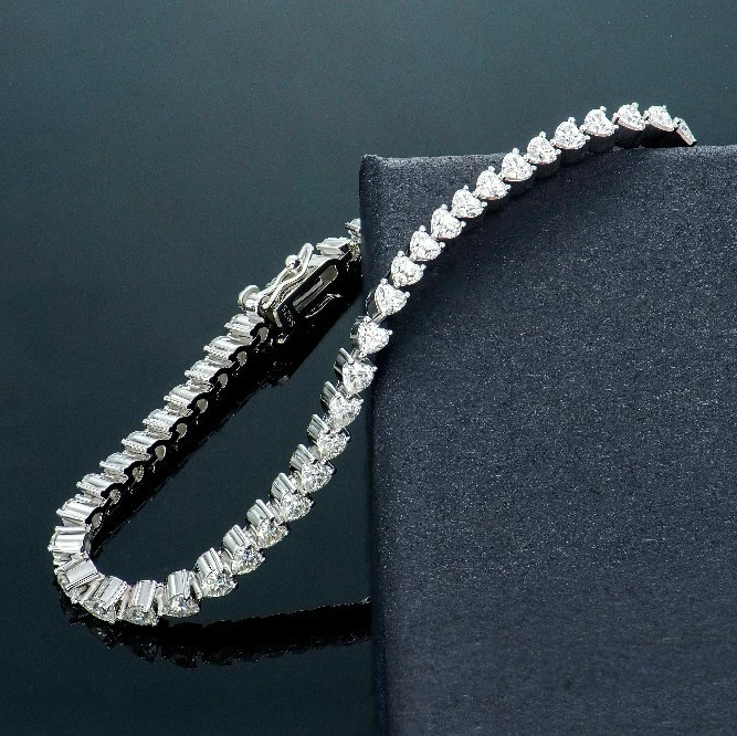 Moissanite Tennis Chain Bracelet Heart Shape 3*3mm S925 Silver For Women 1