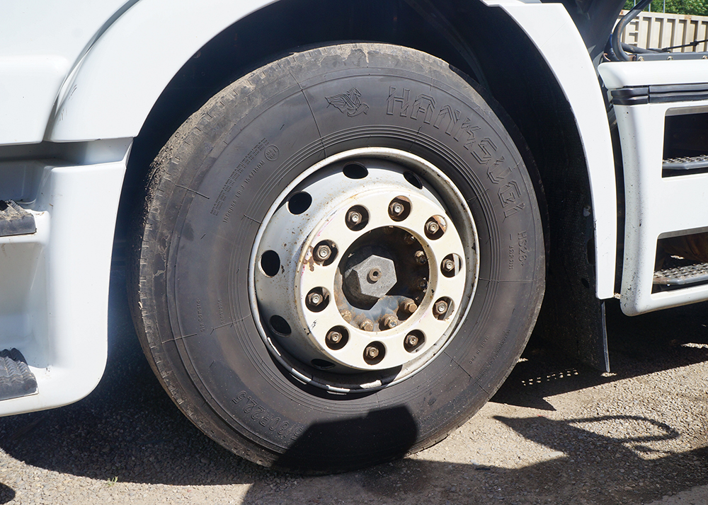 Hanksugi - Hochleistungs -LKW -Reifen 315/80R22.5 Großhandel mit niedrigen Geräuschreifen 2