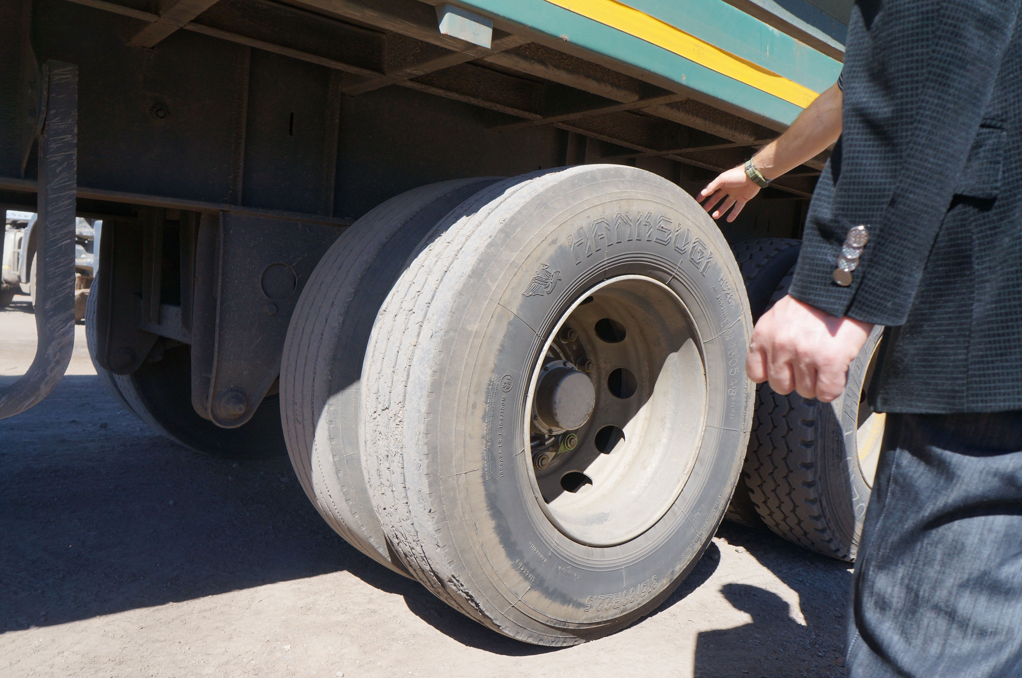 Pneumatico per camion Hanksugi Radial 12R22.5 - Testato sul mercato africano 37