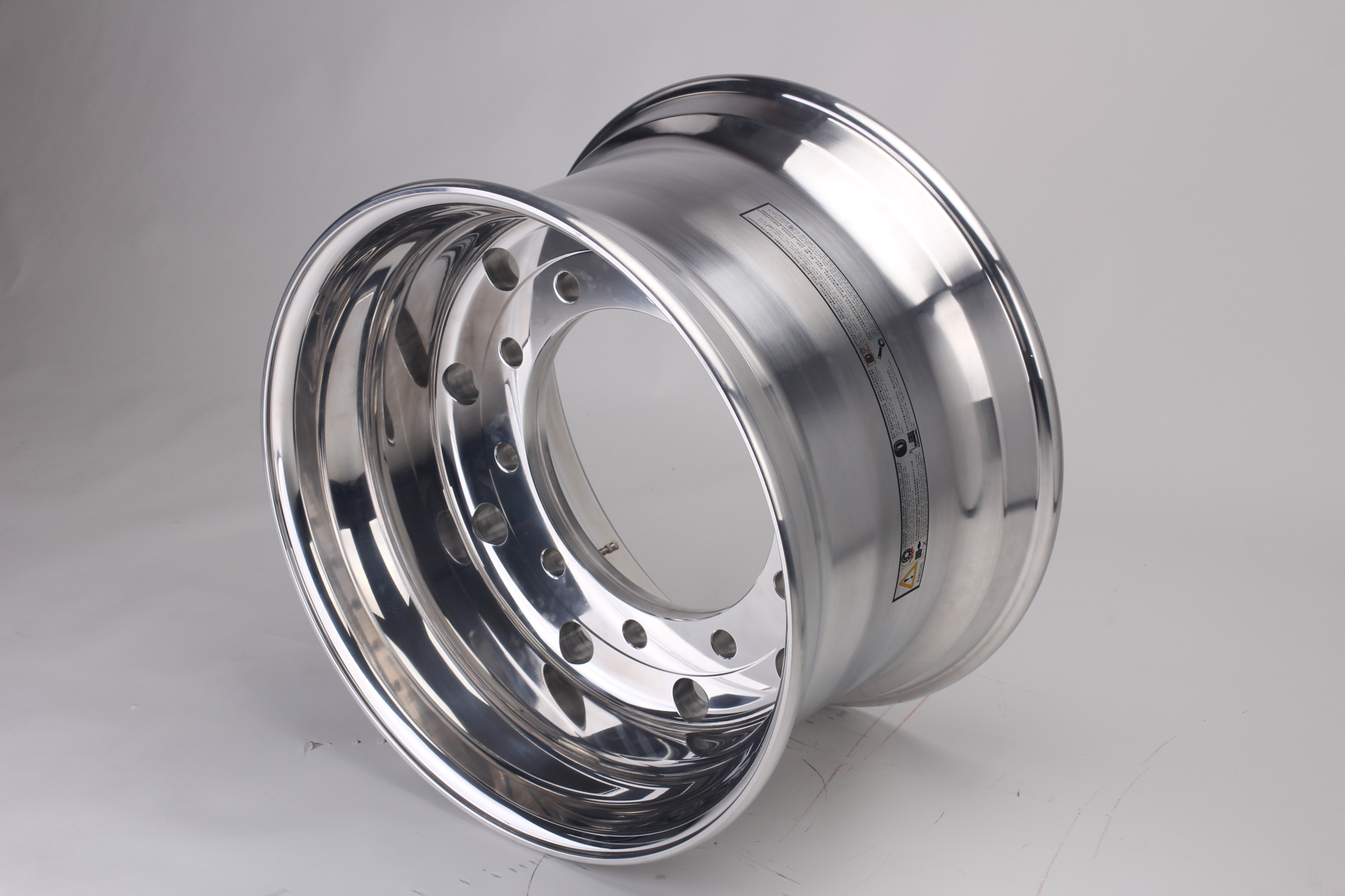 Velg Truk Aluminium 22,5 inci dari Alado - Kualitas Unggul 9