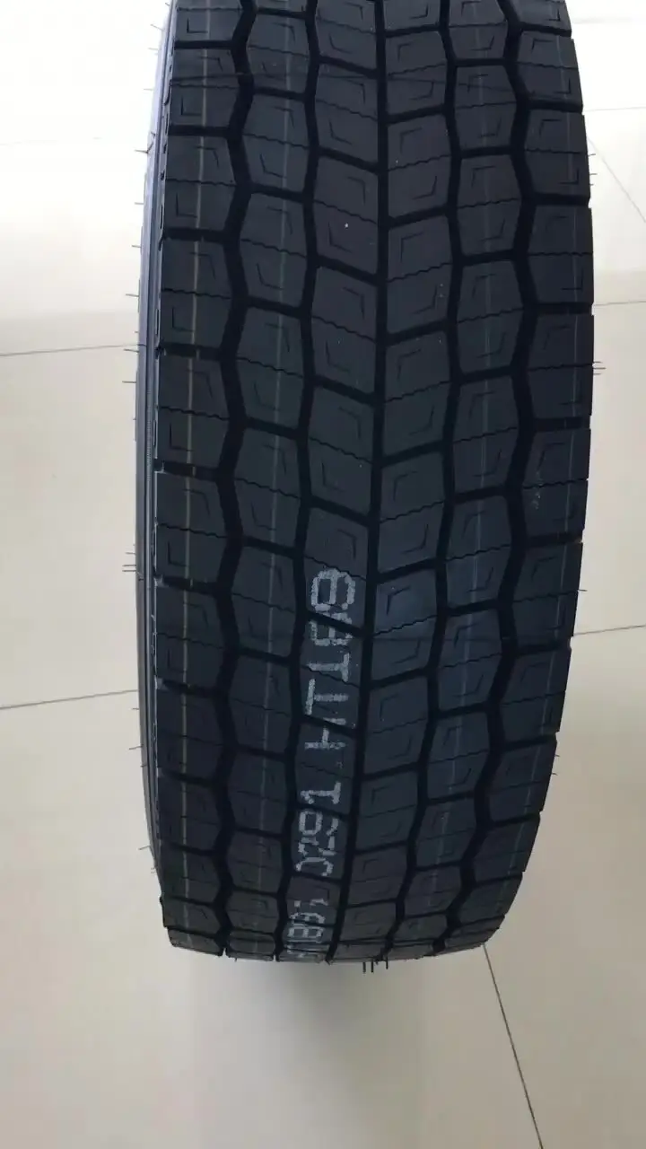 Fullmile Regroovable Radial Truck Tire 12r22.5 - Best Quality & Value 2