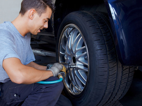 Bagaimana cara mempertahankan ban mobil? 2