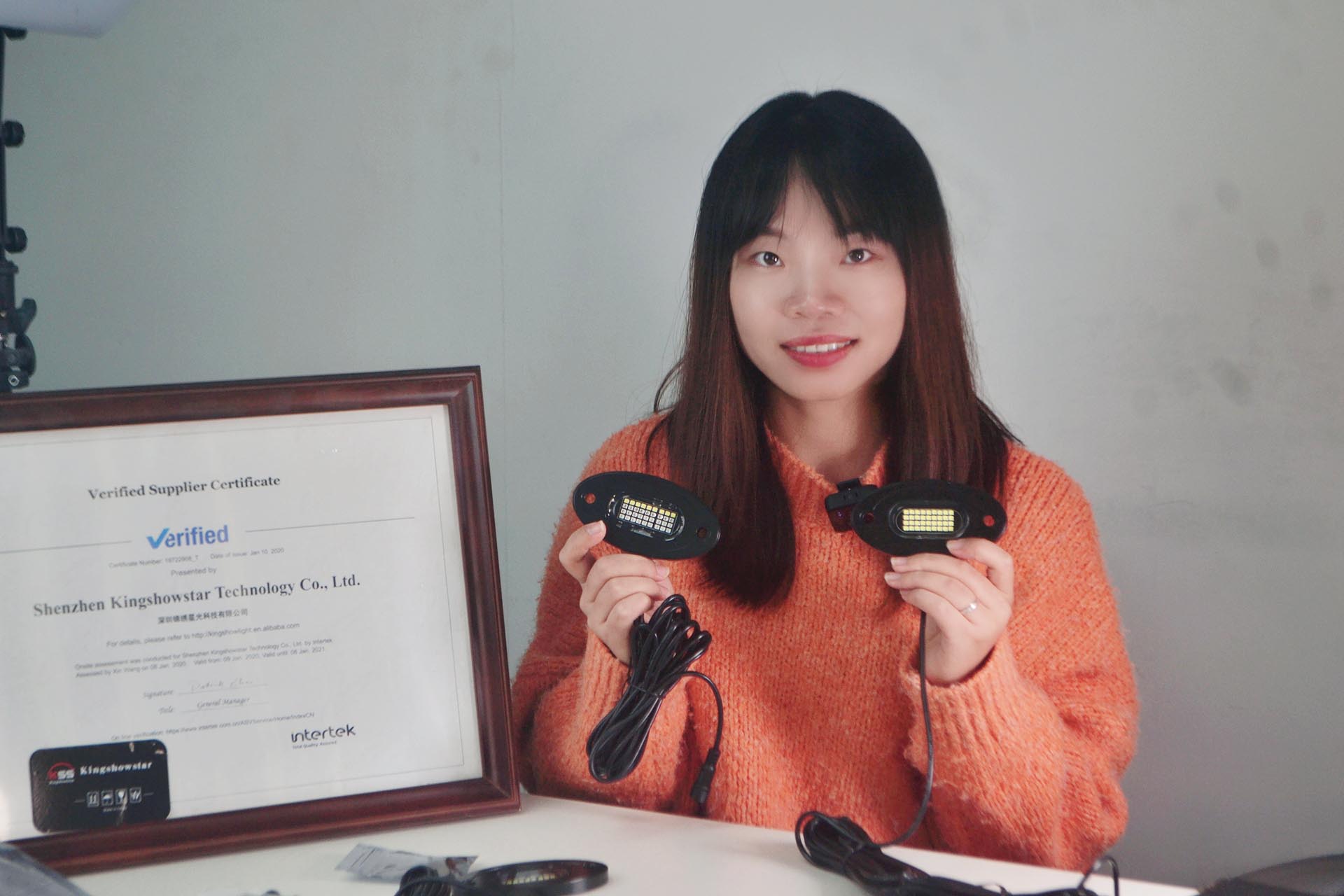 Professional RGBW and white rock underbody light kit manufacturers 1