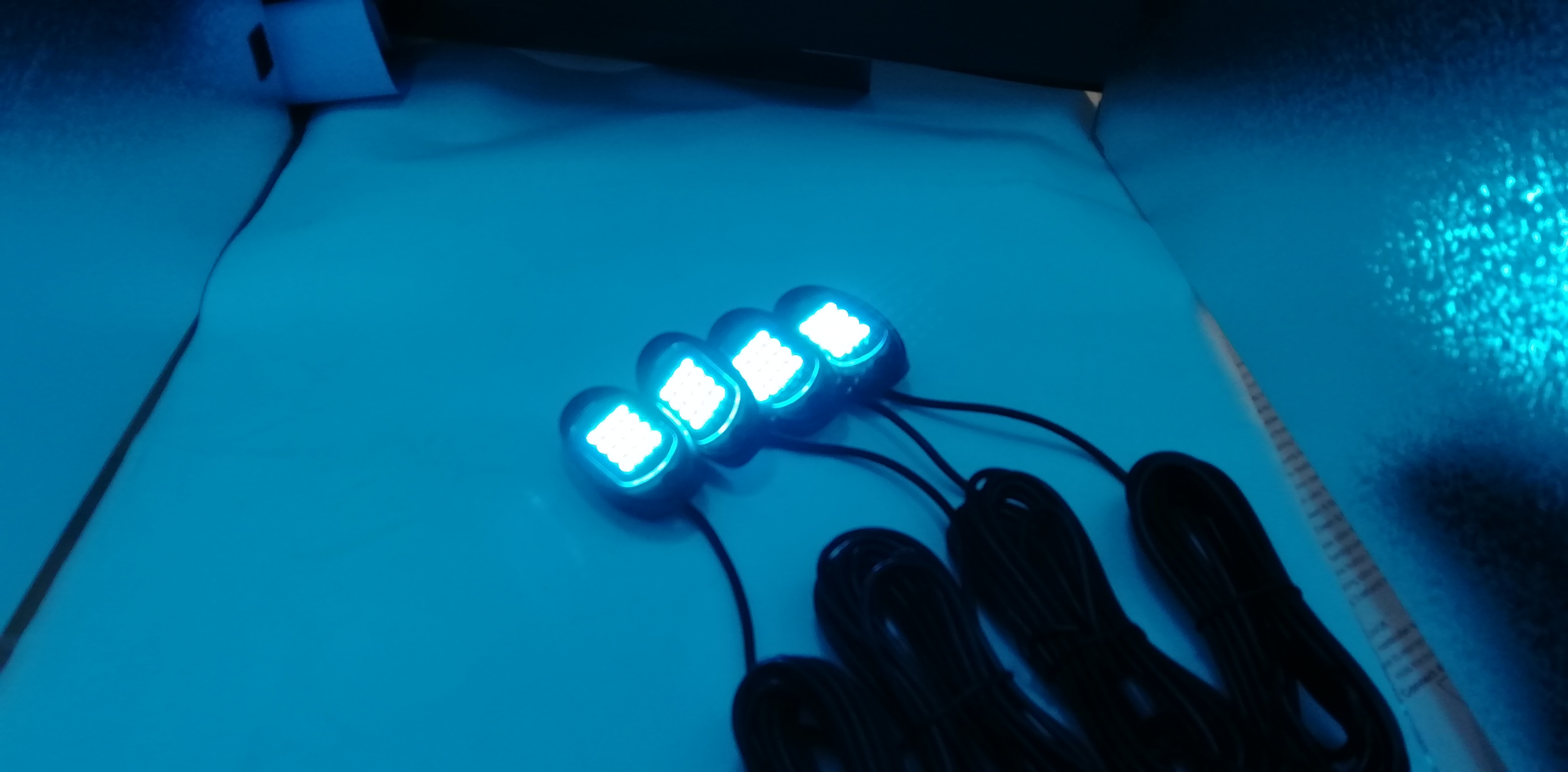Kingshowstar - 8x Pods RGB LED Rock Light Offroad Wireless Blue-tooth Music Controller led top level 24W rock light 18