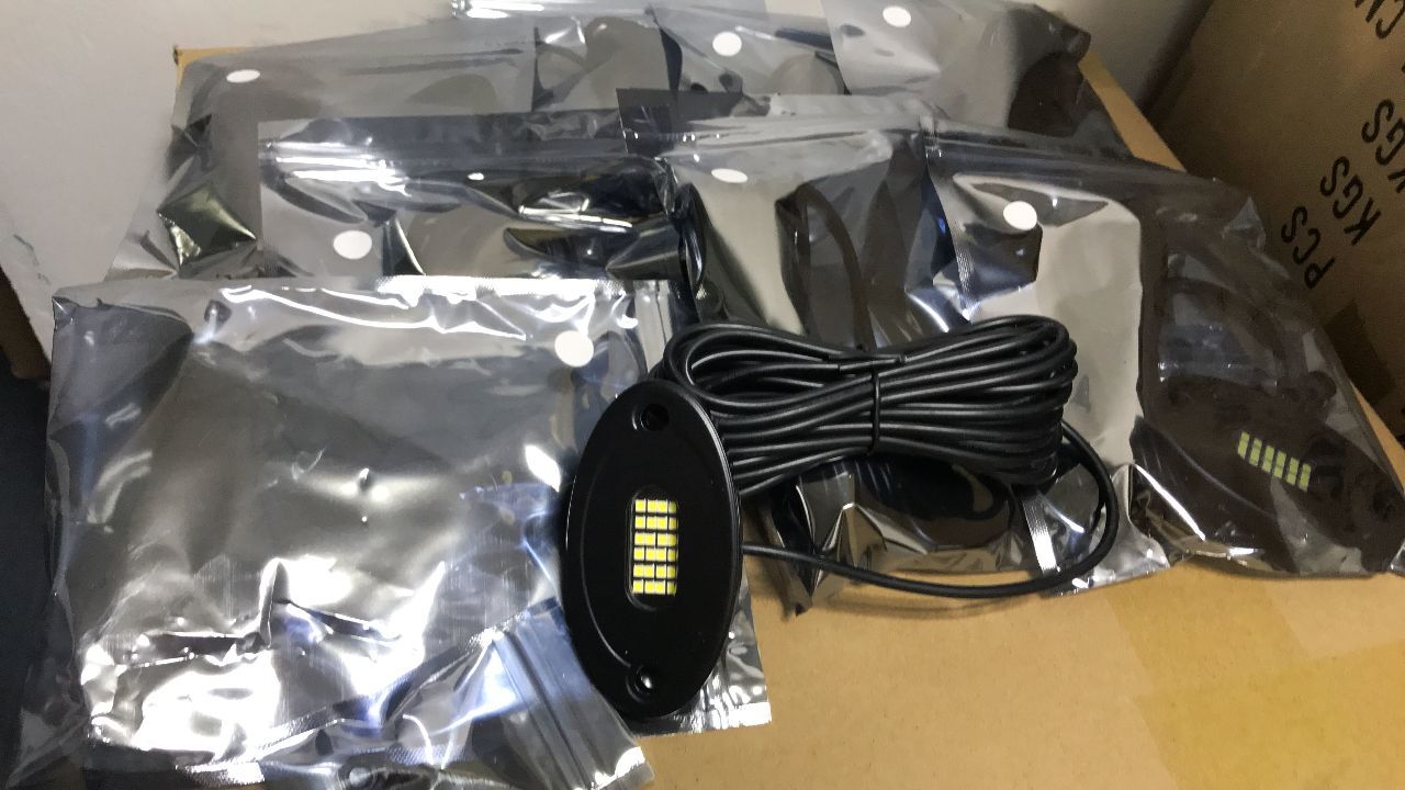 Lightning Rock Light Kit With 4 Bright White LED Pods pure white rock lights 8