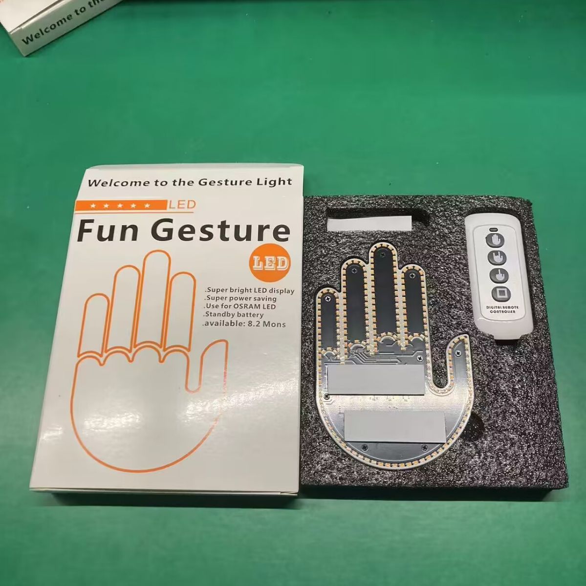 Finger Light Car Window Light Middle Finger Christmas  Decorative Warning Lamp/middle manufacturers | Factory Price 21