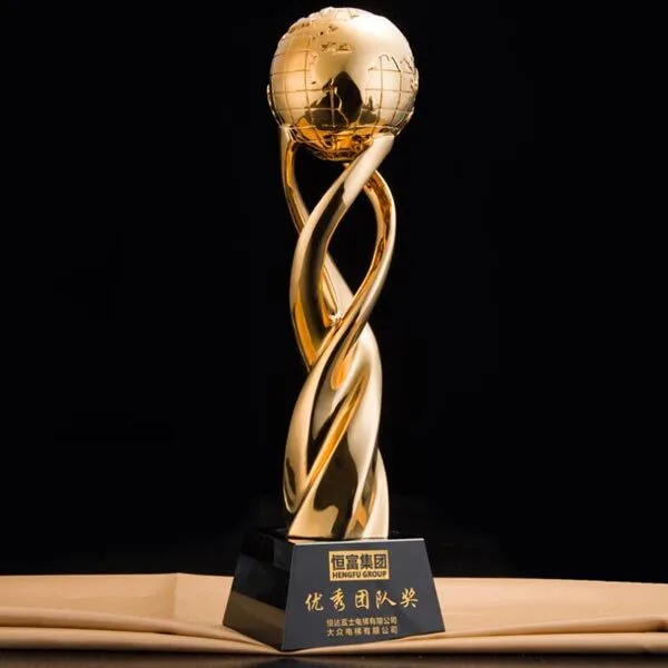 Gold Color Resin Crafts Resin Earth Globe Trophy 1