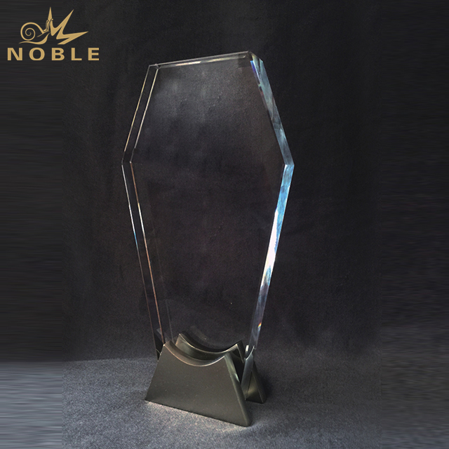 High Quality Blank Crystal Trophy On Metal Base 1