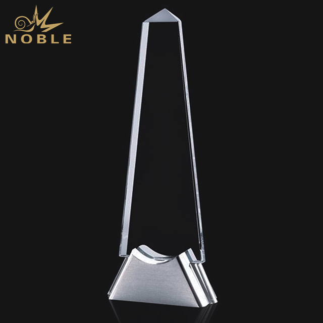 Blank Crystal Trophy On Silver Metal Base 1